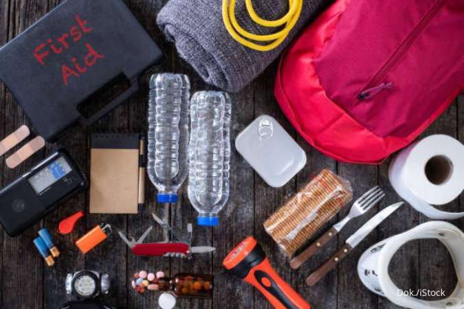 Mengenal Tas Survival Kit untuk Hadapi Bencana Alam